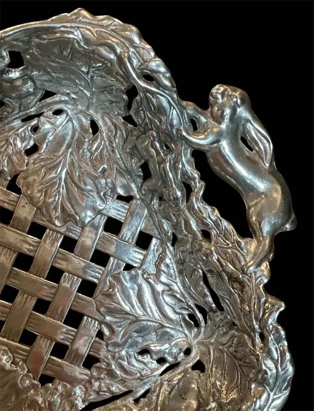 Arthur Court 1999 Aluminum Rabbit and Leaf Motif Basket Tray
